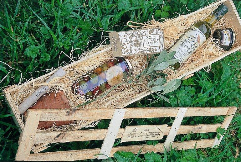Win a Vineyard Gift Crate worth £200!