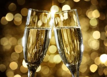 champagne-glasses