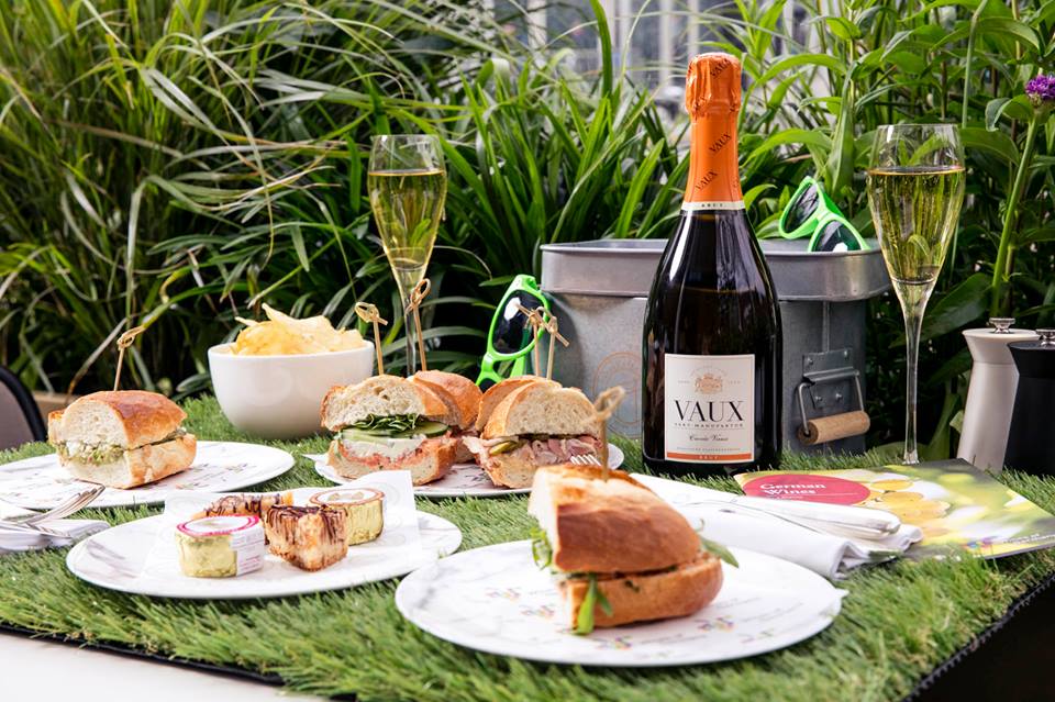 7 Top Restaurants for Picnics