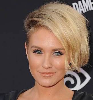 Nicky Whelan