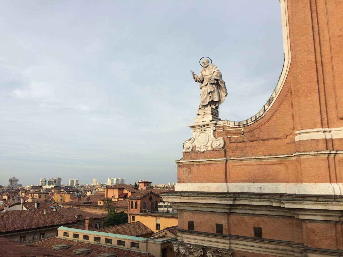 Ragu, Porticoes and Dissection: 10 Reasons to Visit Bologna