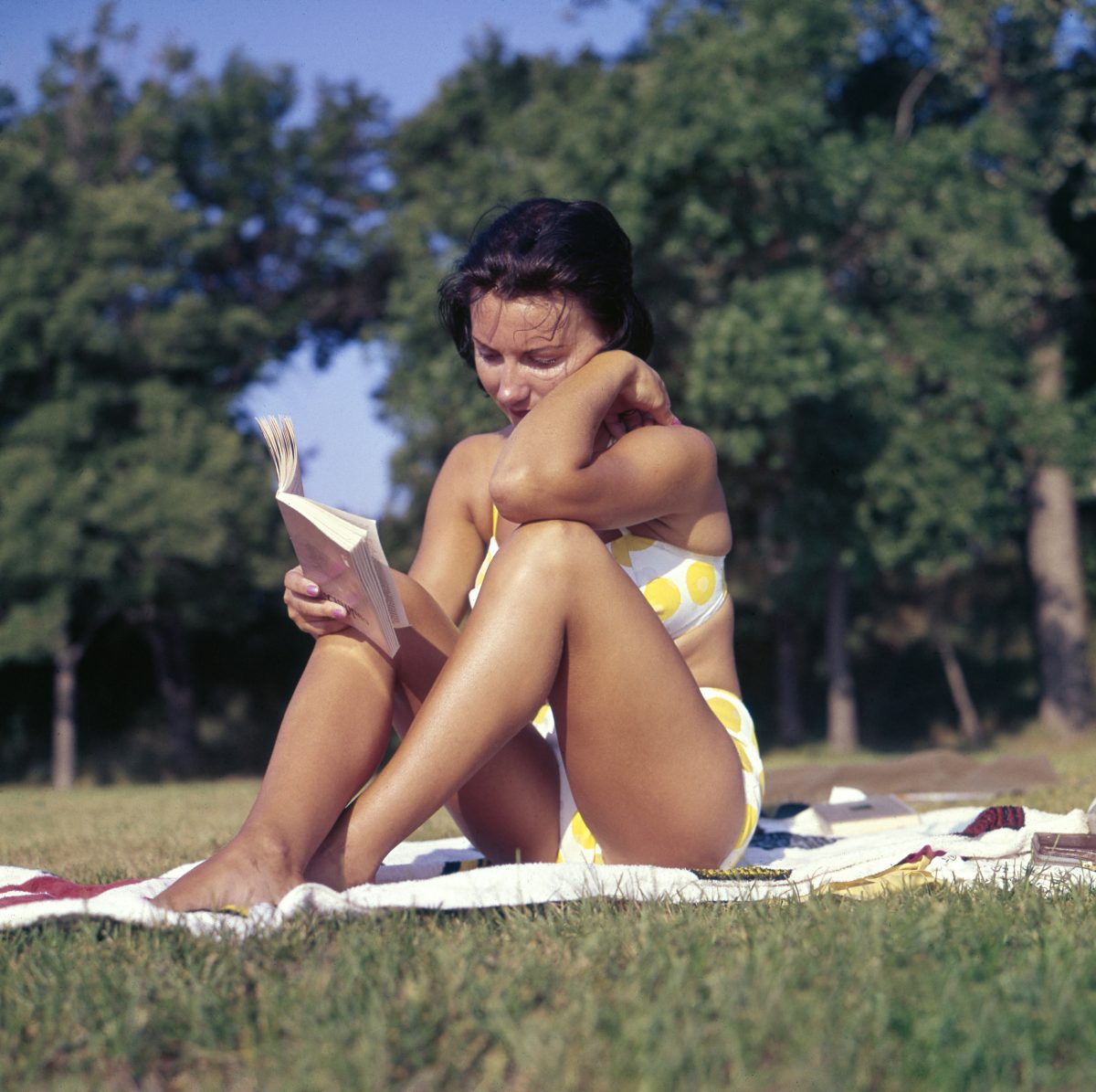 Summer Reads Sorted! 8 Of The Best New Books