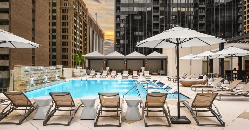 There’s Never A Dallas Moment At The Adolphus