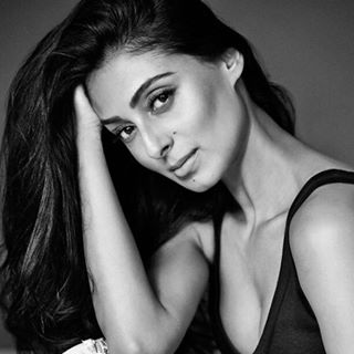 Pernia Qureshi
