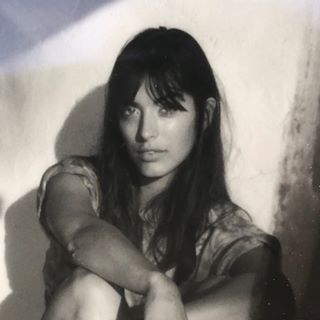 Louise Follain