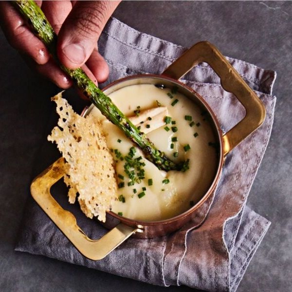 Fondue Go To These Top 8 Cheesy Restaurants