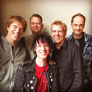 Die Toten Hosen