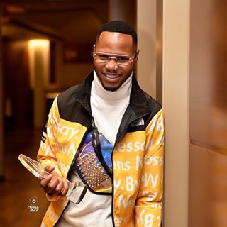 African King Of Hairstyling