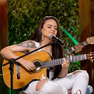 Cantora Luiza