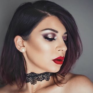 MAKEUP/BEAUTY/FASHION