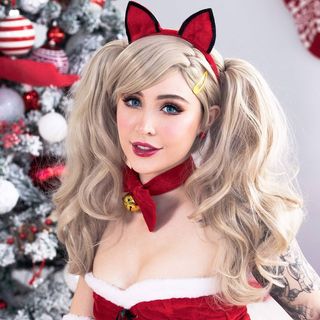 Contact Luxlo Cosplay - Agent, Manager and Publicist Details