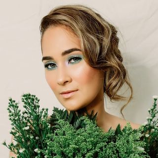 Contact Carla Calvo - Agent, Manager and Publicist Details