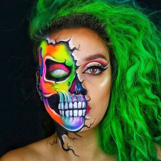 Contact Sophia Peach - Agent, Manager and Publicist Details