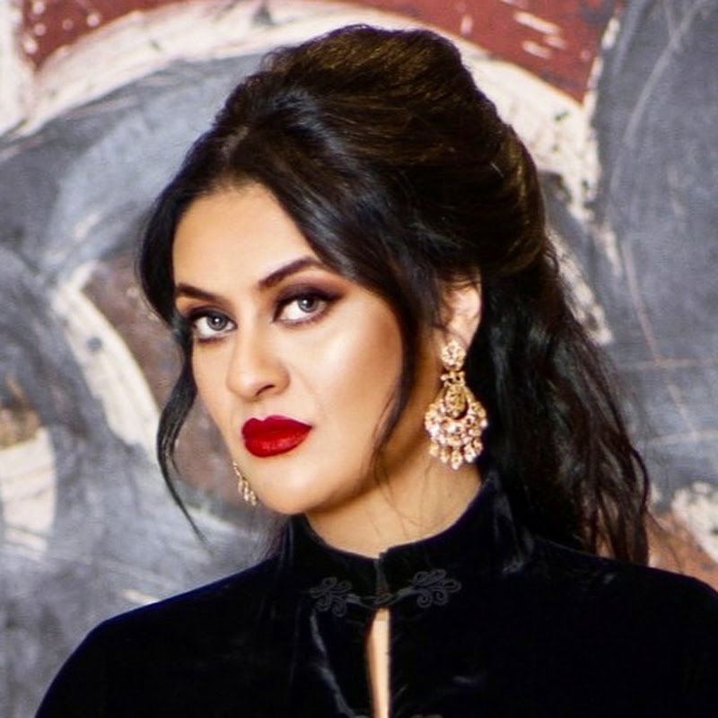 Contact fatima zahra bennacer Creator and Influencer