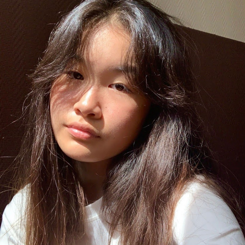 Contact emilie chen - Creator and Influencer