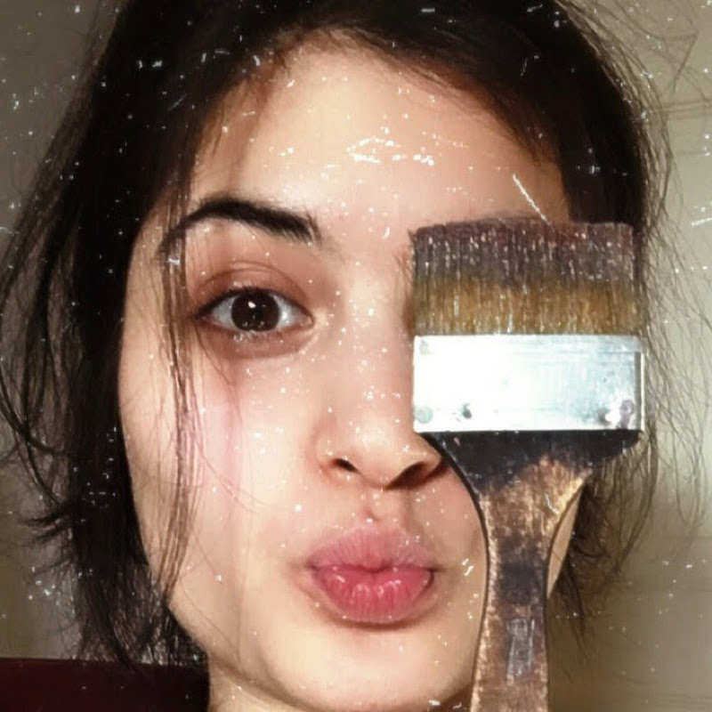Contact Eman Ridha - Creator and Influencer