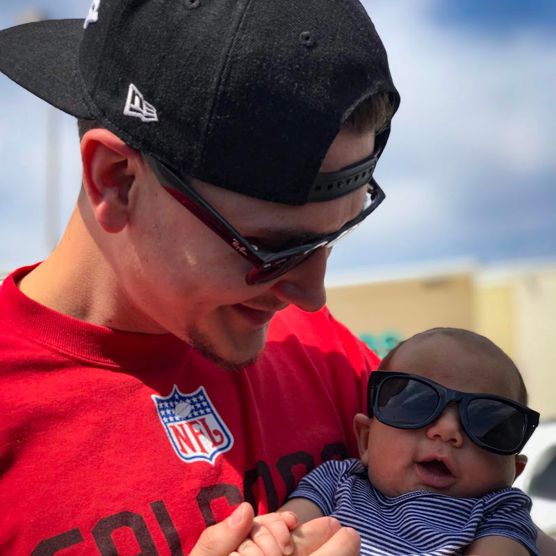 Contact Big Fish Lil Fish - Creator and Influencer