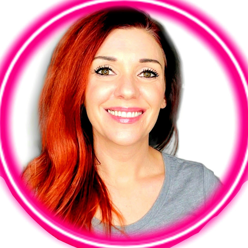 Contact Glue Guns & Roses Creator and Influencer