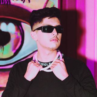 Neon Nova