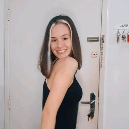 Contact Julia Barni - Agent, Manager and Publicist Details