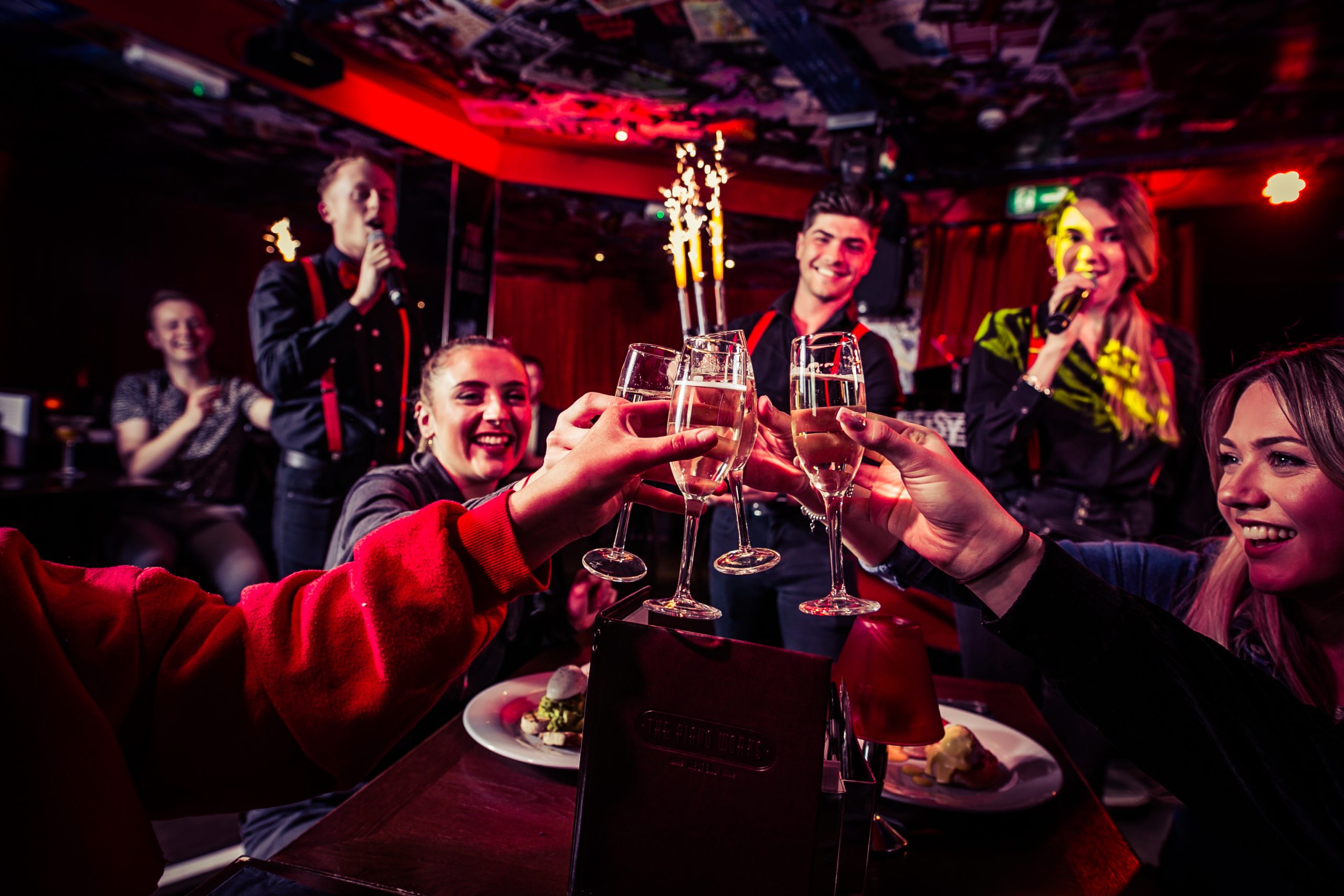 Get Free Bottomless Prosecco With SingEasy At The Piano Works West End