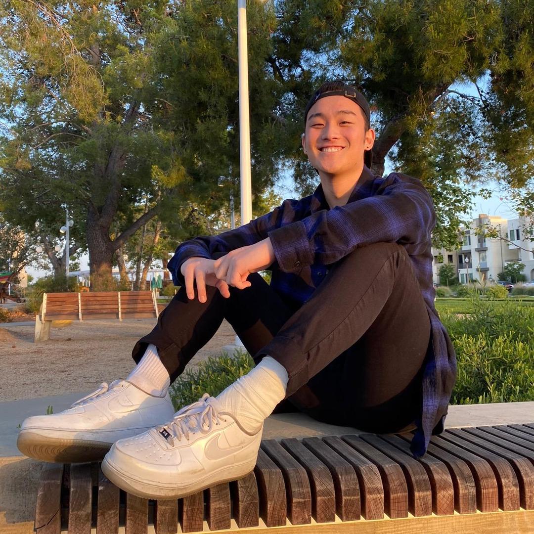 contact-andrew-kim-creator-and-influencer