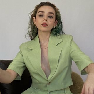 Alondra Blue