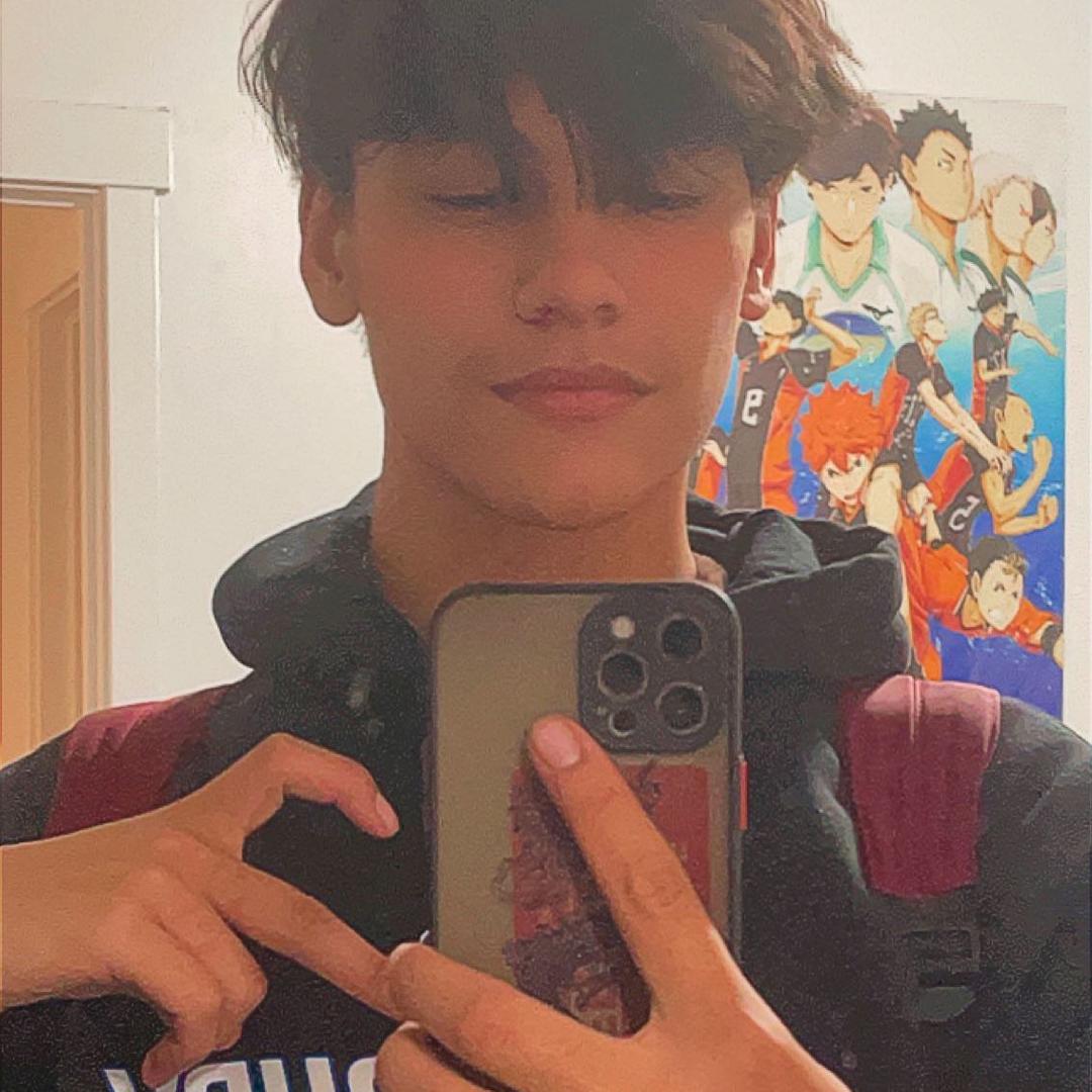 Contact zac Creator and Influencer