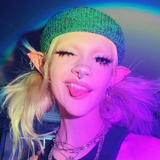 Contact Lucy Blue - Agent, Manager and Publicist Details