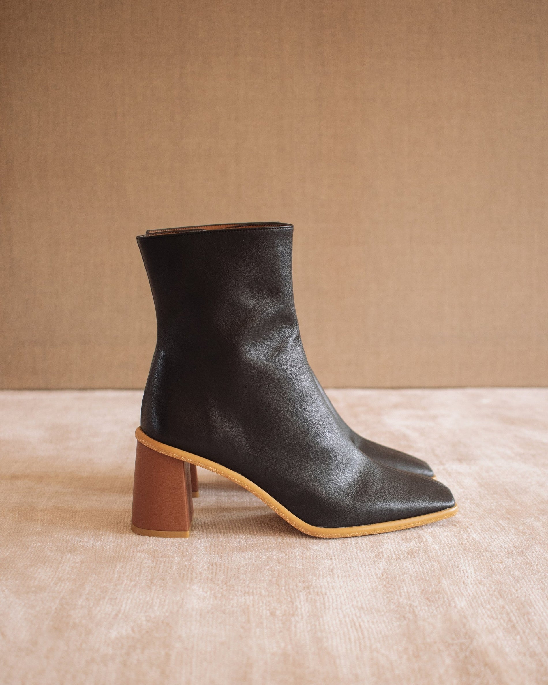 West Cape Corn Black Vintage Vegan