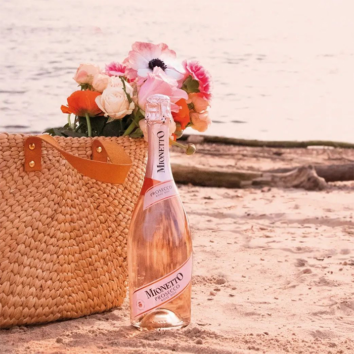 Win A Prosecco Bundle Worth £200 For The Perfect Al Fresco Experience