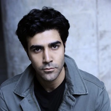 Bobby Naderi