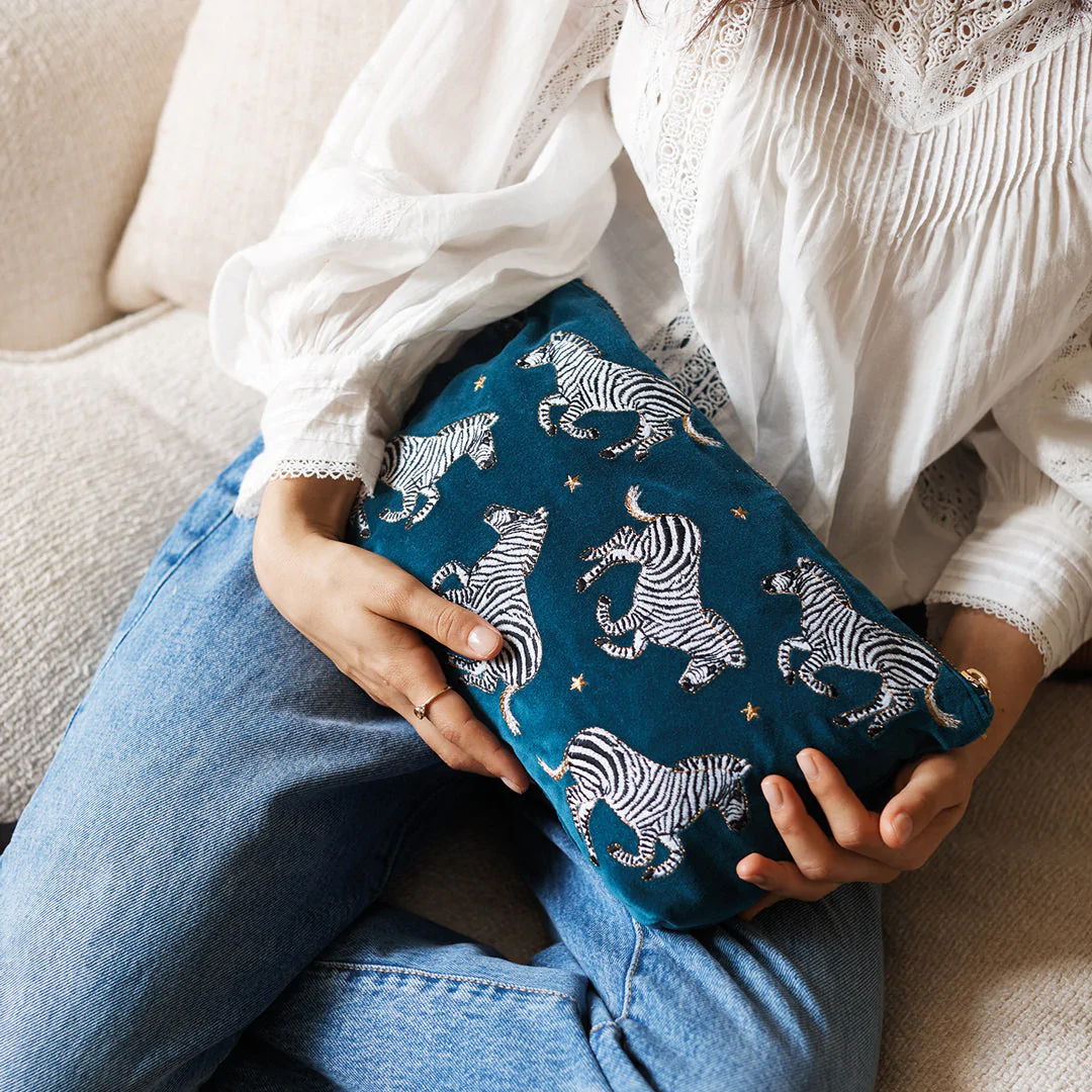 Win A Luxury Bundle From Elizabeth Scarlett, Worth Over £300