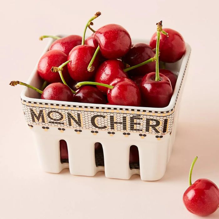 Anthropologie – Bistro Tile Berry Basket