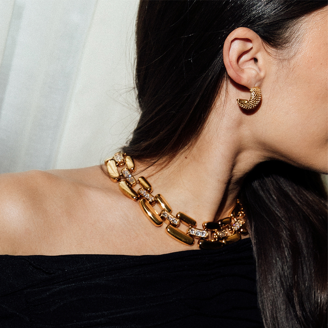 Win 3 Of This Instagram Muse’s New Hair Oils, Plus £300 To Spend On Jewellery