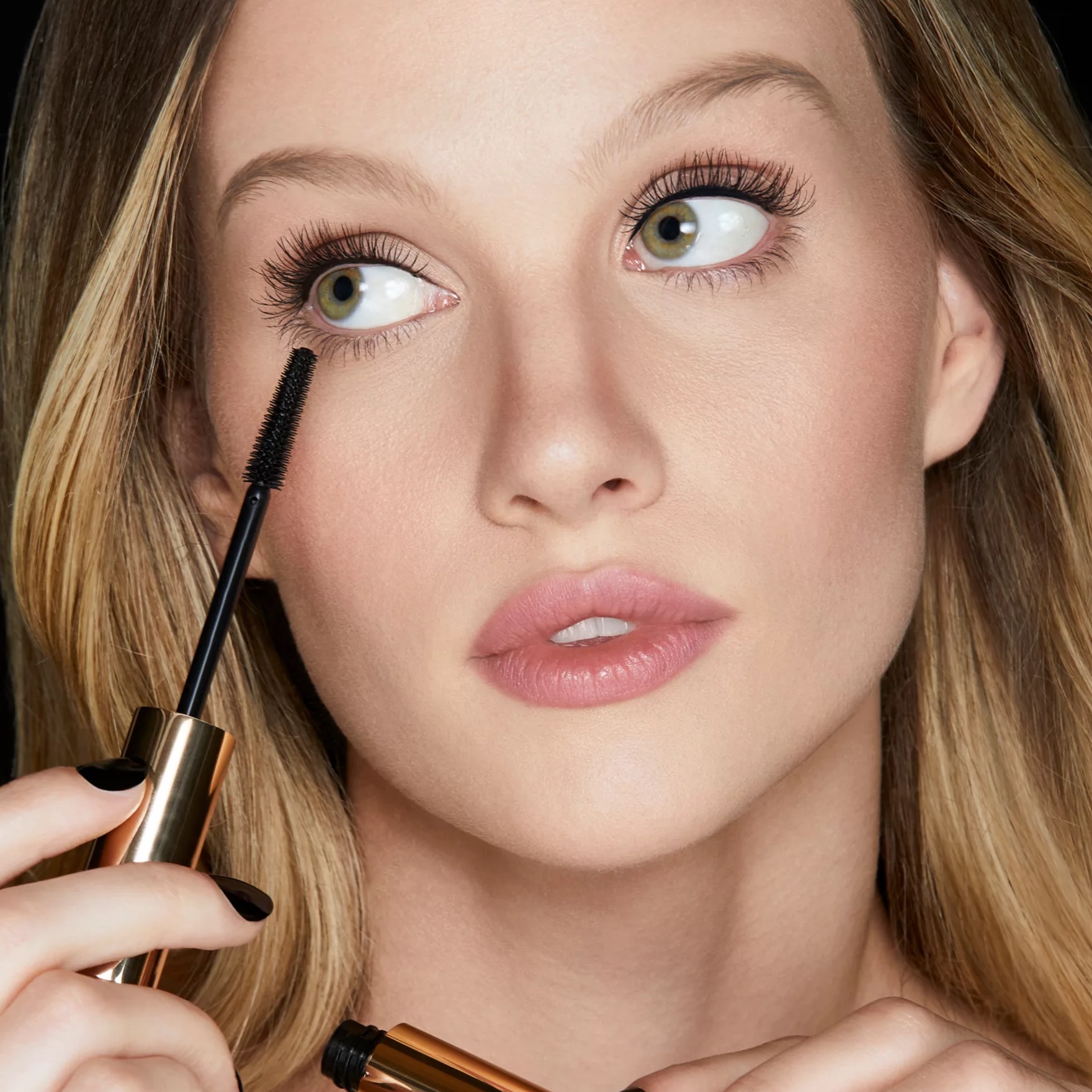 Everything You Need To Know About Mascara Cocktailing