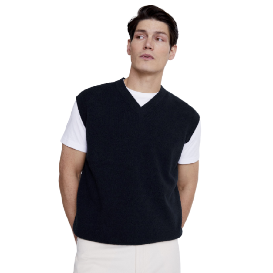 Moss – Navy Bouclé Sweater Vest
