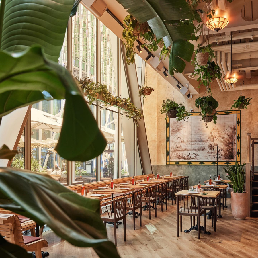 The Handbook Reviews: Casa do Frango Victoria