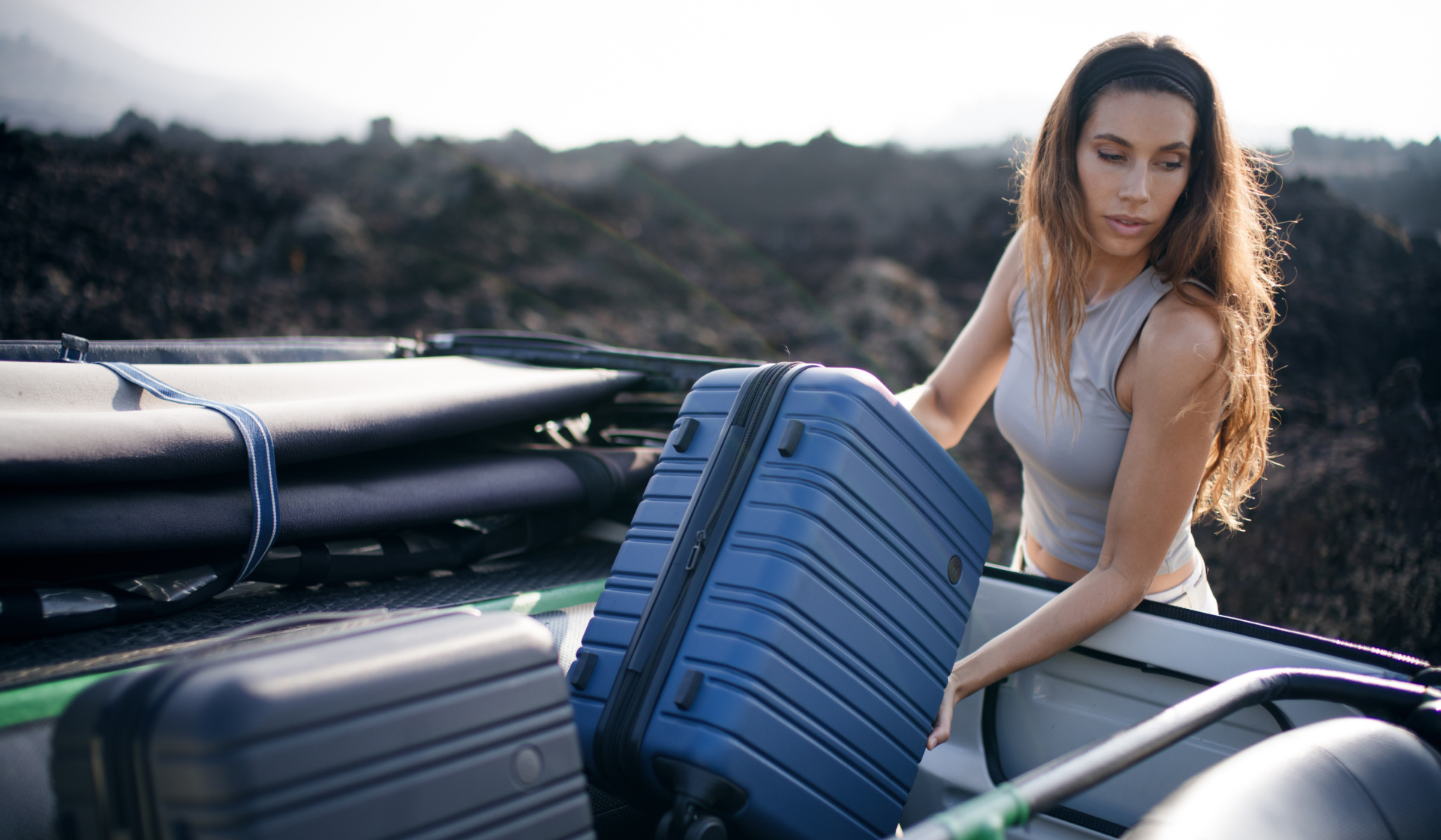 Win A Nere Suitcase Set For Your 2024 Travels Worth £300!