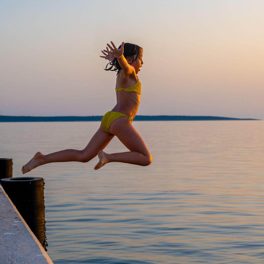 7 Clever Tips And Tricks For Travelling With Children