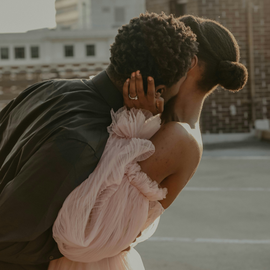 How To Identify Dating Red Flags In The Early Stages