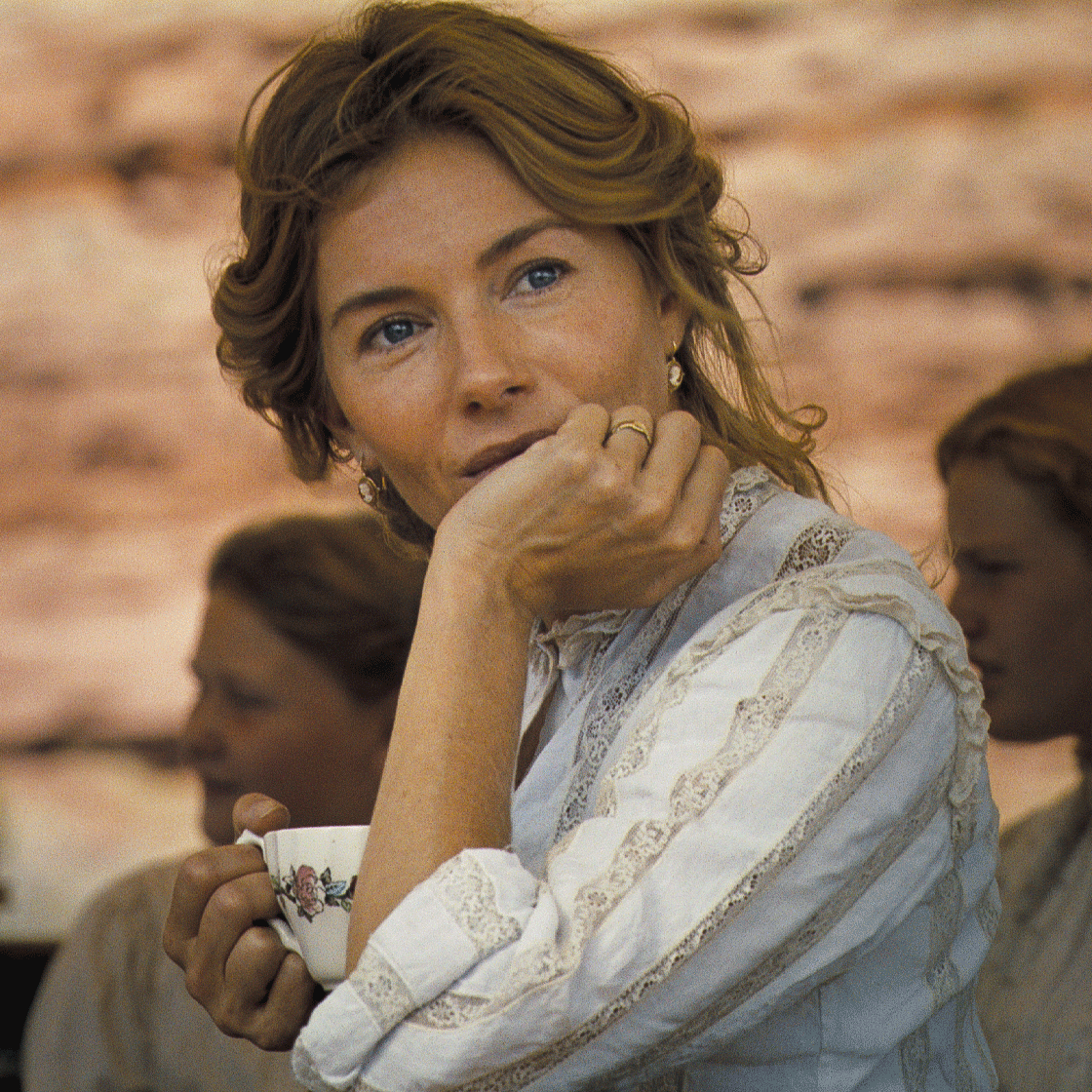 Kevin Costner And Sienna Miller Star In Horizon: American Saga