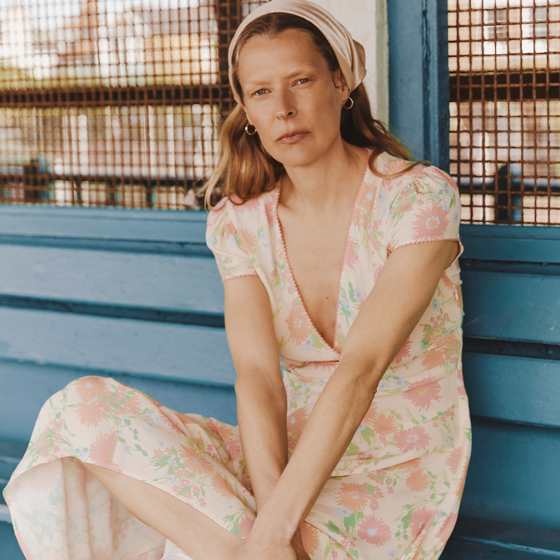 31 French Girl Fashion Pieces We’re Wearing For Summer
