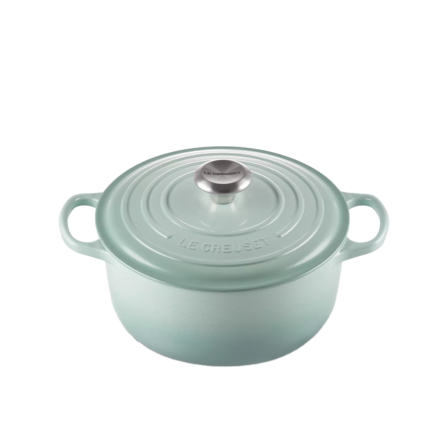 Cast iron round casserole