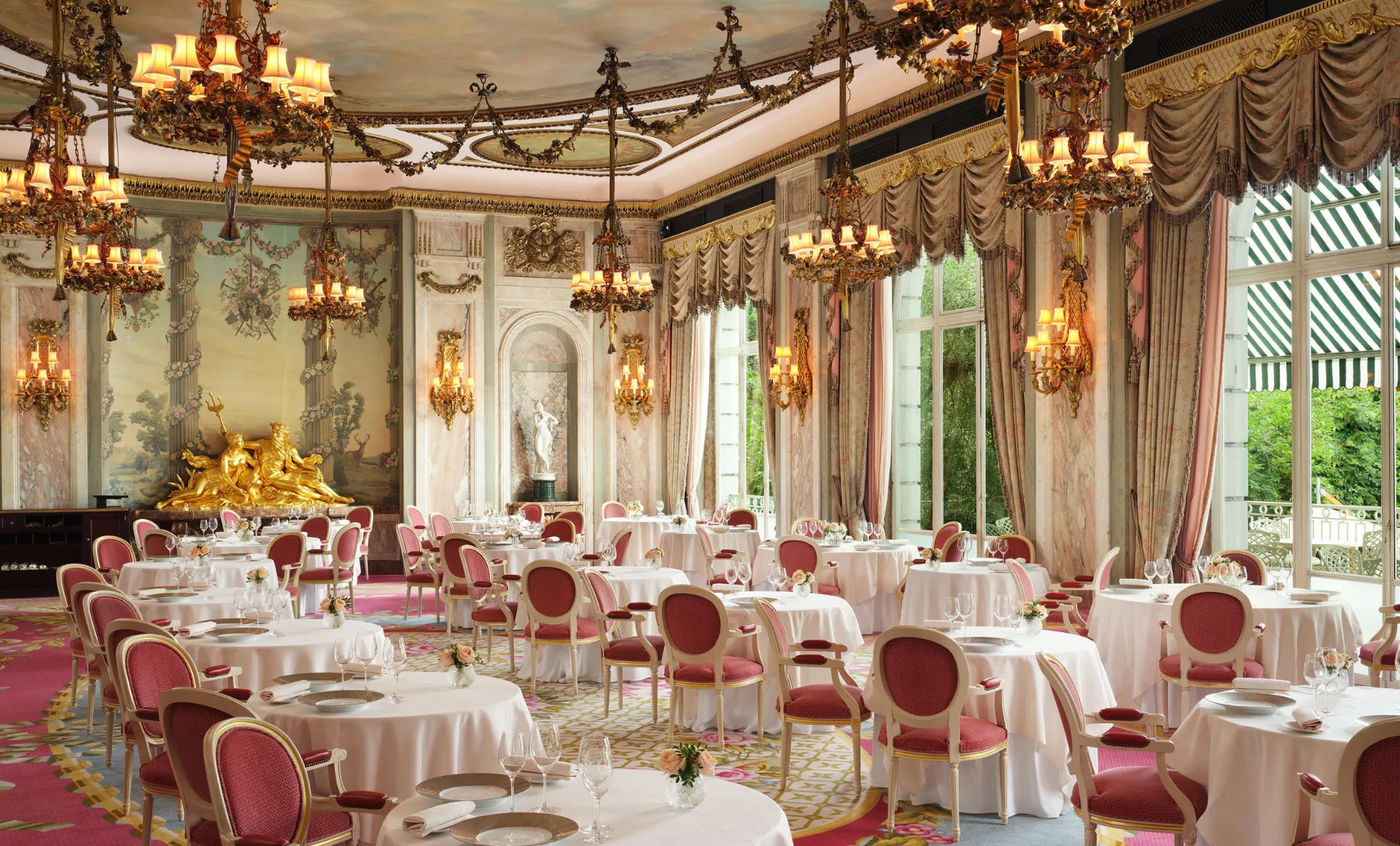 The Ritz Named As UK’s Best Restaurant