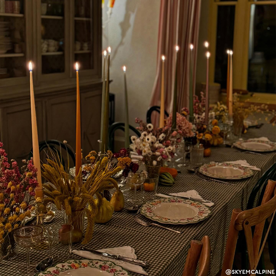 32 Autumn Table Decorations To Up Your Next Dinner Party