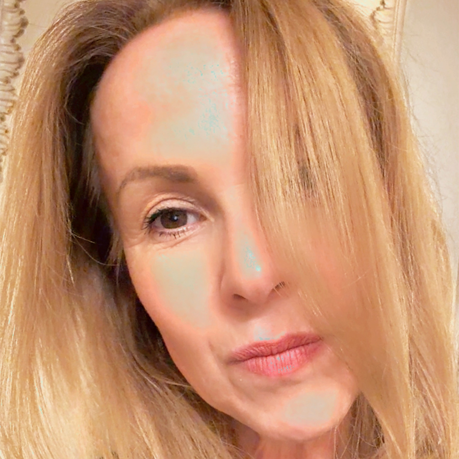 “My 20-Minute Shortcut To Salon-Perfect Hair At Home”