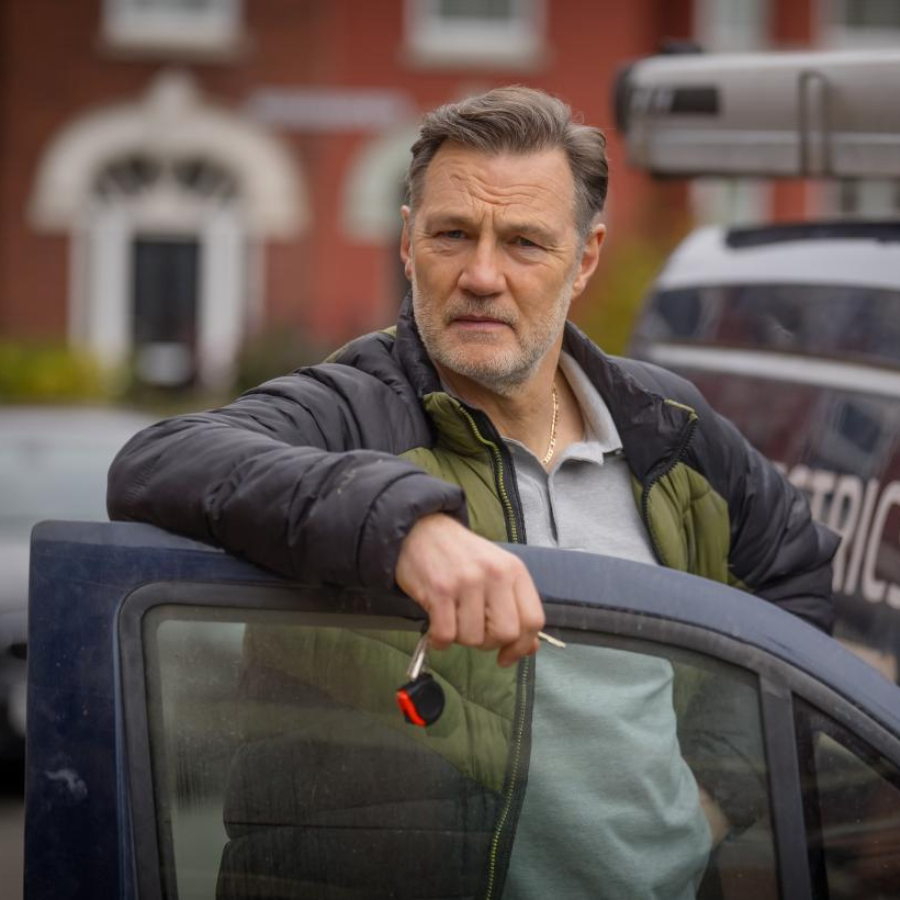 Alan Cumming And David Morrissey Star In New LGBTQ Drama, Tip Toe