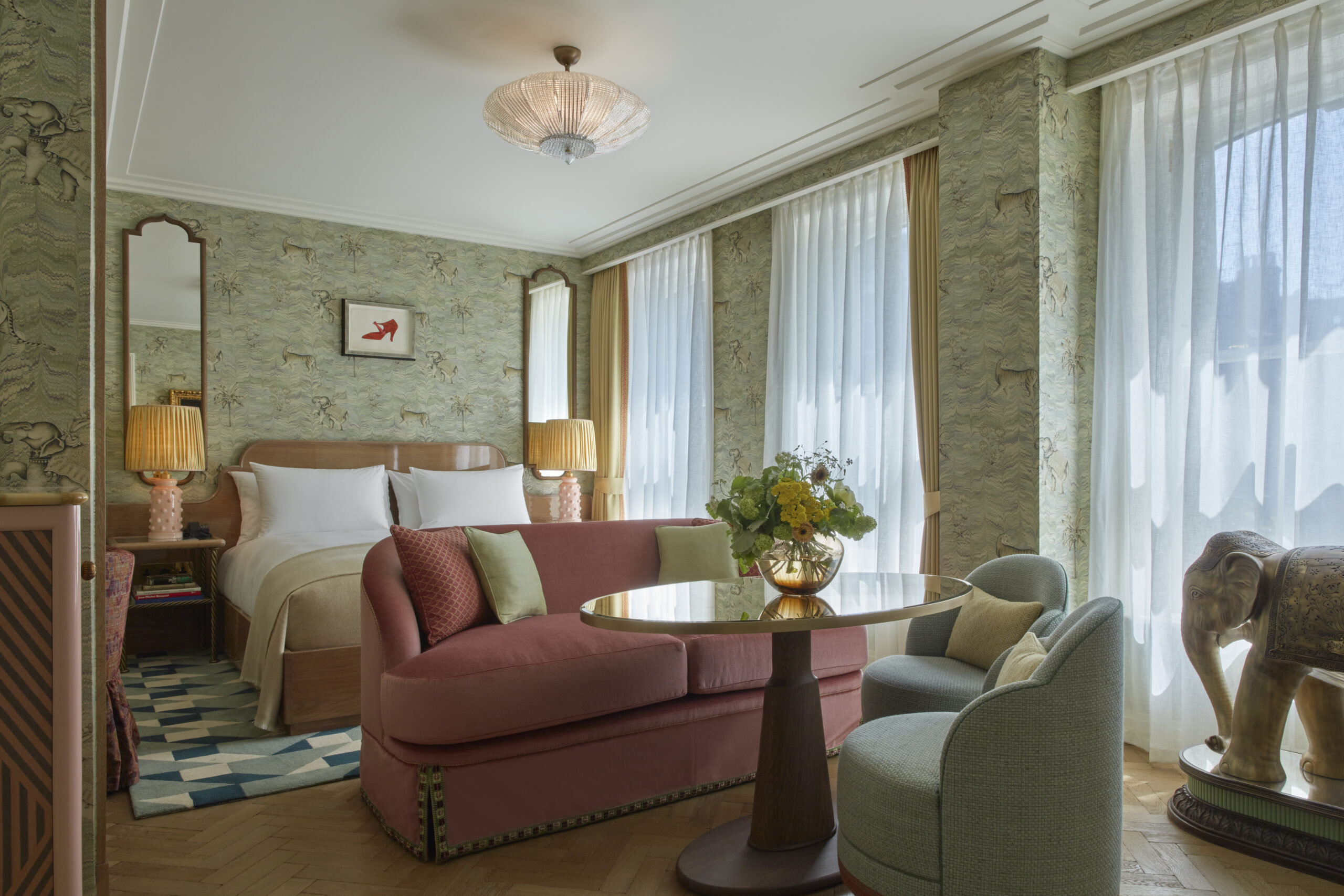 These Are The Best Romantic Stays To Book Now