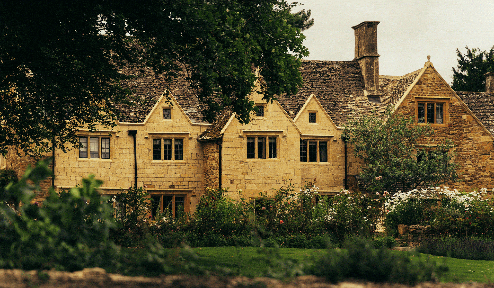 Get A 3-Night Luxury Stay With A Free Night & Dining Included